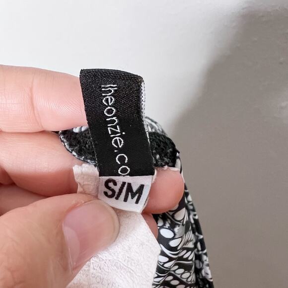 Onzie Cropped Midrise Legging Size S/M - Picture 4 of 4